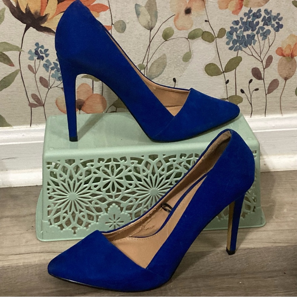 🌸 Sz 8 Express Royal Blue Faux Suede Pointed Toe Stiletto Heels - Picture 2 of 7